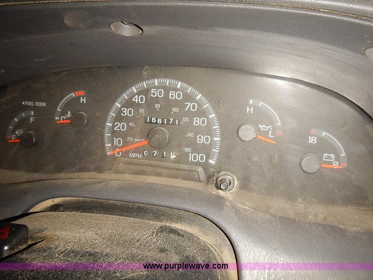 image for item J3076 1997 Ford F150 pickup truck