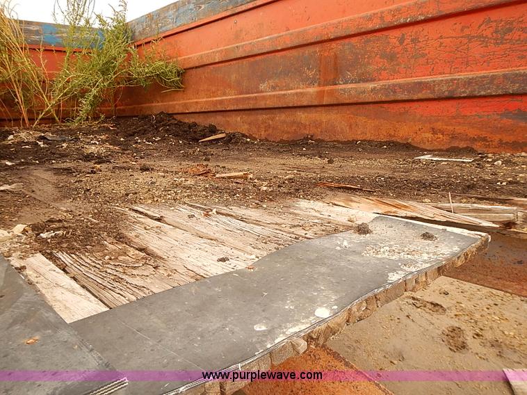 image for item J3081 1975 Chevrolet C60 grain truck