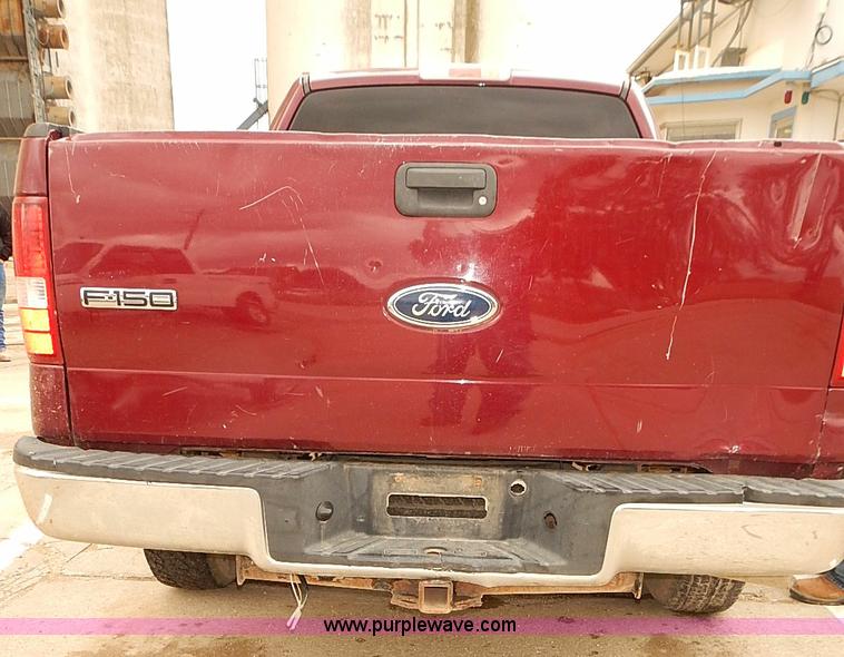 image for item J3083 2004 Ford F150 XLT pickup truck