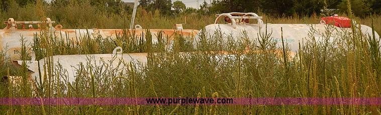 image for item J3091 (9) assorted anhydrous tanks