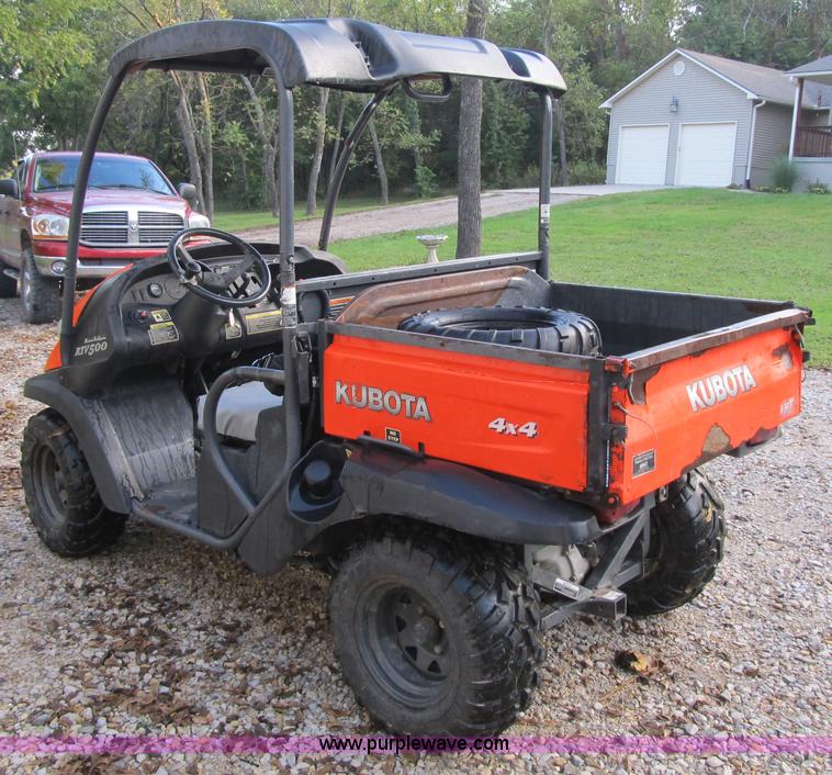 image for item Z9135 2008 Kubota RTV500 utility vehicle