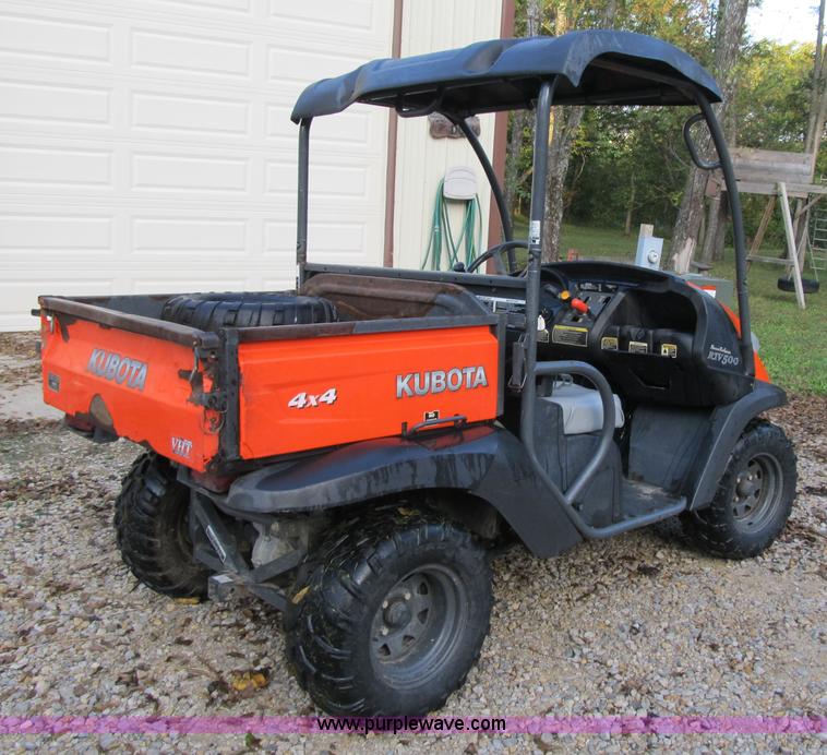 image for item Z9135 2008 Kubota RTV500 utility vehicle