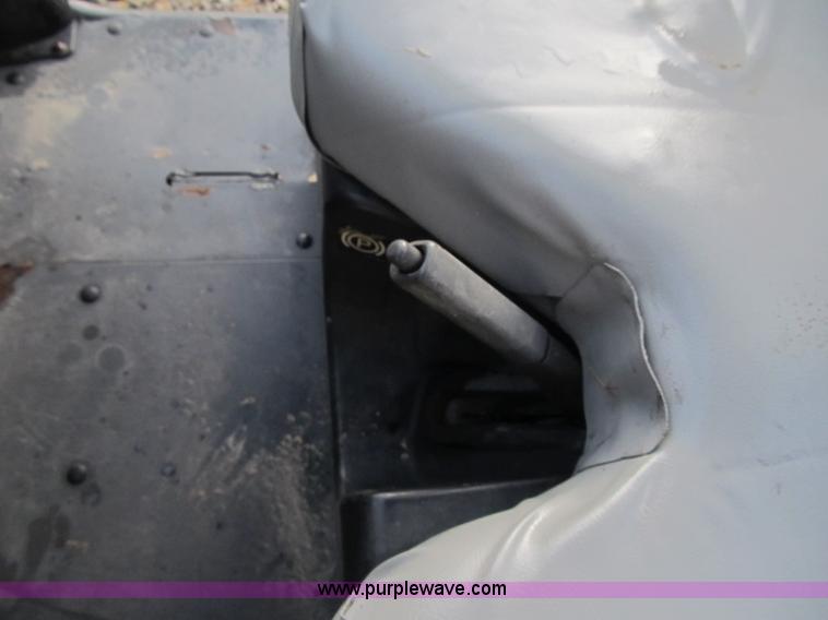 image for item Z9135 2008 Kubota RTV500 utility vehicle