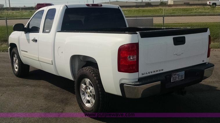 image for item Z9279 2007 Chevrolet Silverado 1500 LT pickup truck