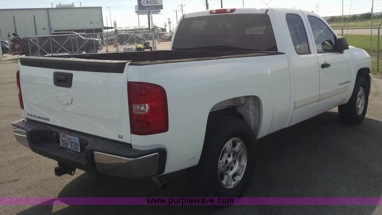 image for item Z9279 2007 Chevrolet Silverado 1500 LT pickup truck