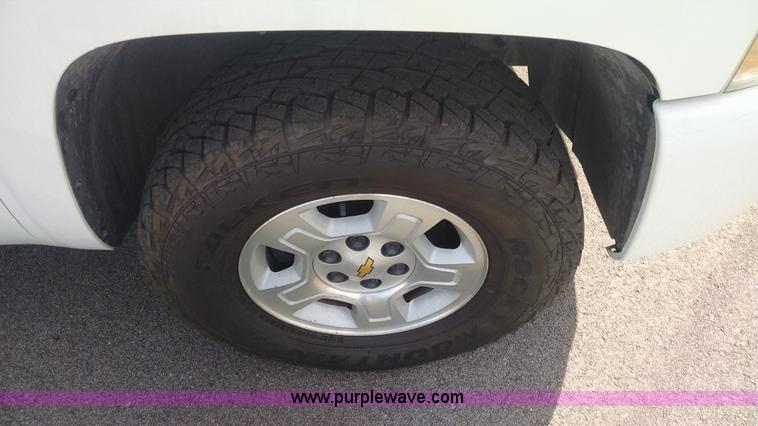 image for item Z9279 2007 Chevrolet Silverado 1500 LT pickup truck