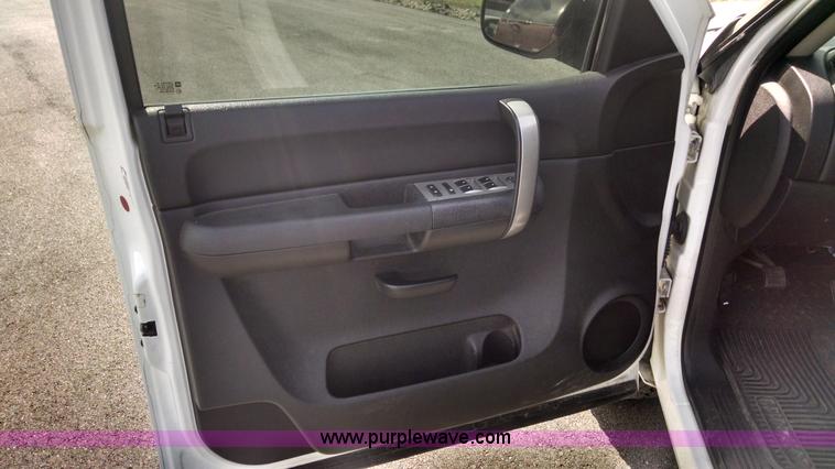 image for item Z9279 2007 Chevrolet Silverado 1500 LT pickup truck