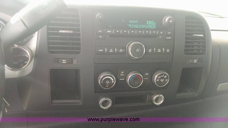 image for item Z9279 2007 Chevrolet Silverado 1500 LT pickup truck