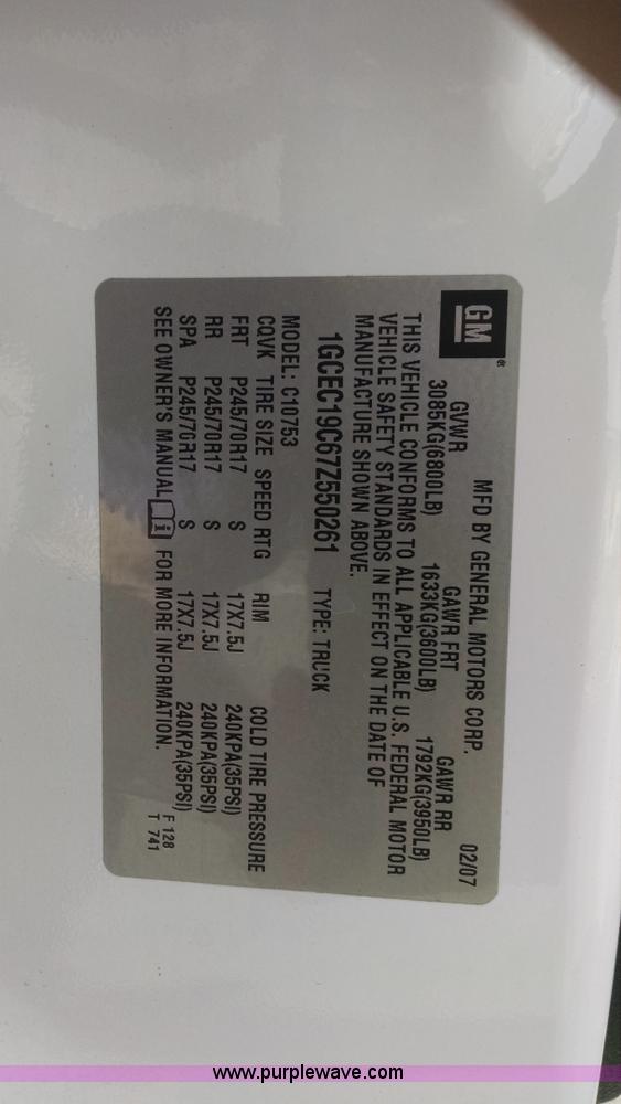 image for item Z9279 2007 Chevrolet Silverado 1500 LT pickup truck