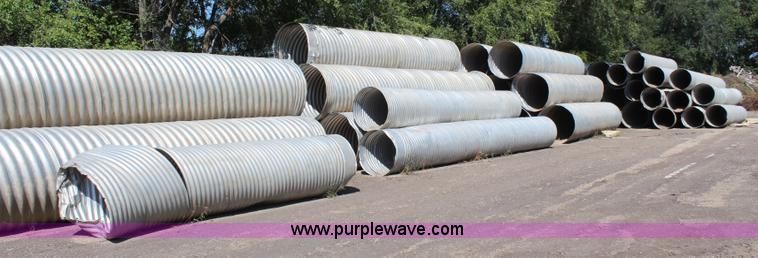 image for item AV9481 Assorted steel culverts and clamp bands