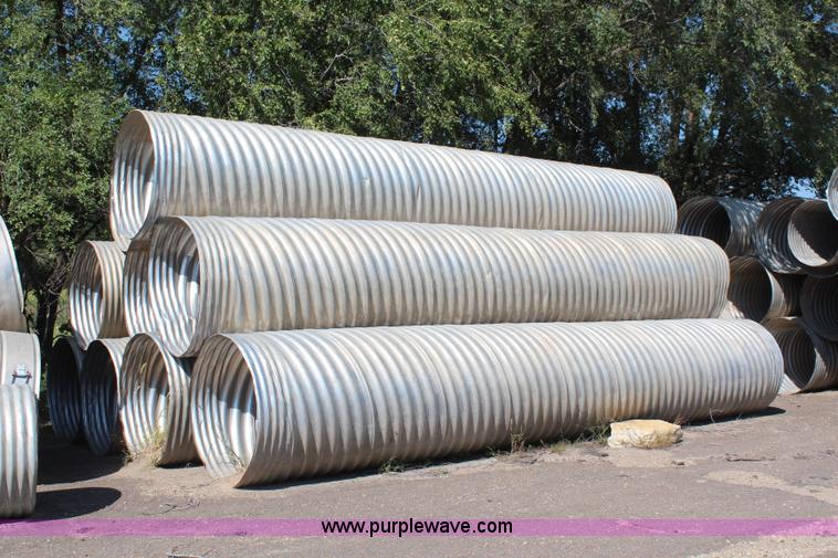 image for item AV9481 Assorted steel culverts and clamp bands