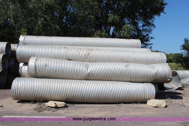 image for item AV9481 Assorted steel culverts and clamp bands