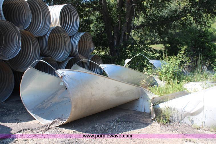 image for item AV9481 Assorted steel culverts and clamp bands