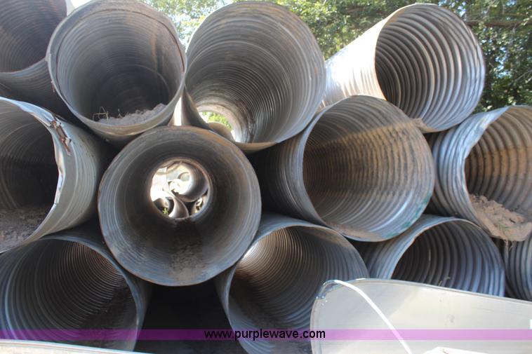 image for item AV9481 Assorted steel culverts and clamp bands