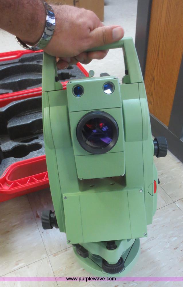 image for item AZ9168 2008 Leica Geosystems TCRA703 Ultra surveying equipment