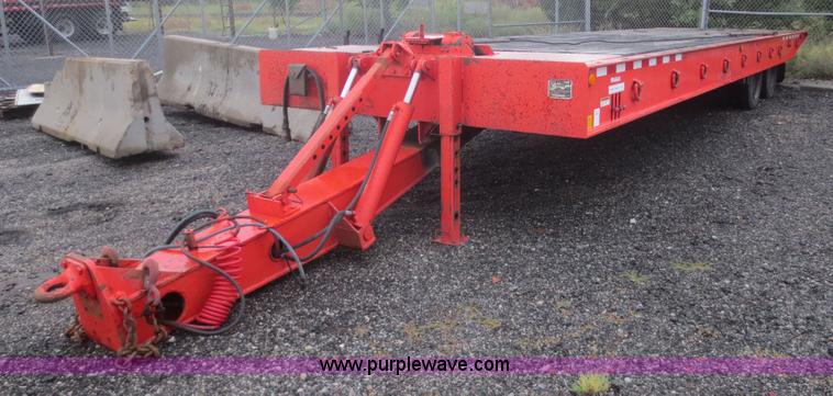 image for item AZ9173 1988 Landoll 345-31 tilt deck equipment trailer