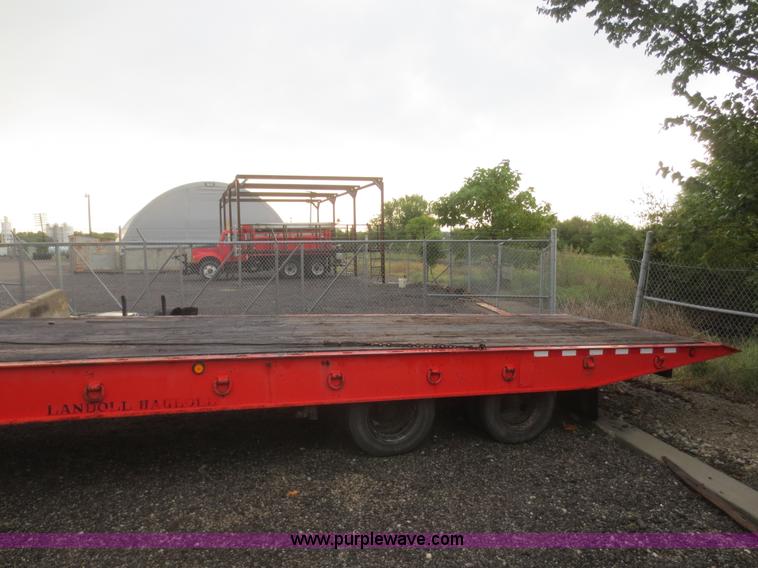 image for item AZ9173 1988 Landoll 345-31 tilt deck equipment trailer
