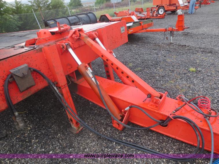 image for item AZ9173 1988 Landoll 345-31 tilt deck equipment trailer