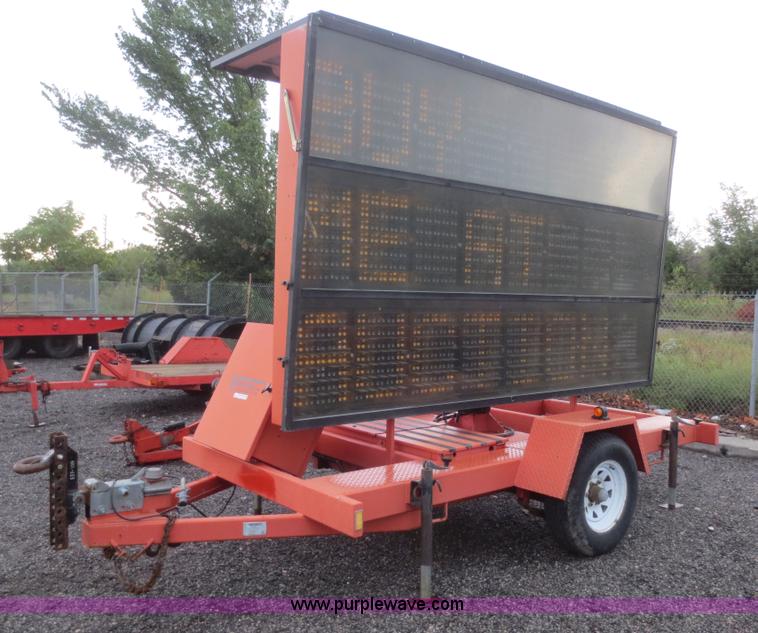 image for item AZ9177 2004 Ver-Mac PCMS 1210 message board trailer