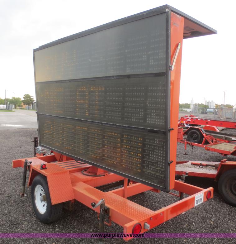 image for item AZ9177 2004 Ver-Mac PCMS 1210 message board trailer