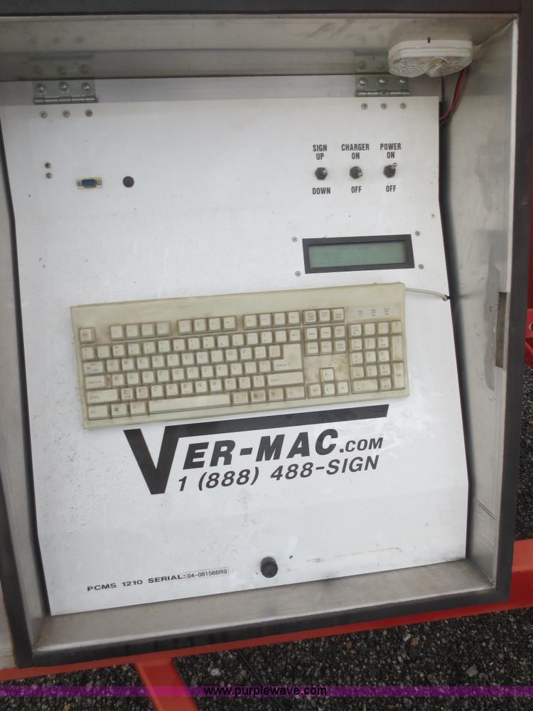 image for item AZ9177 2004 Ver-Mac PCMS 1210 message board trailer