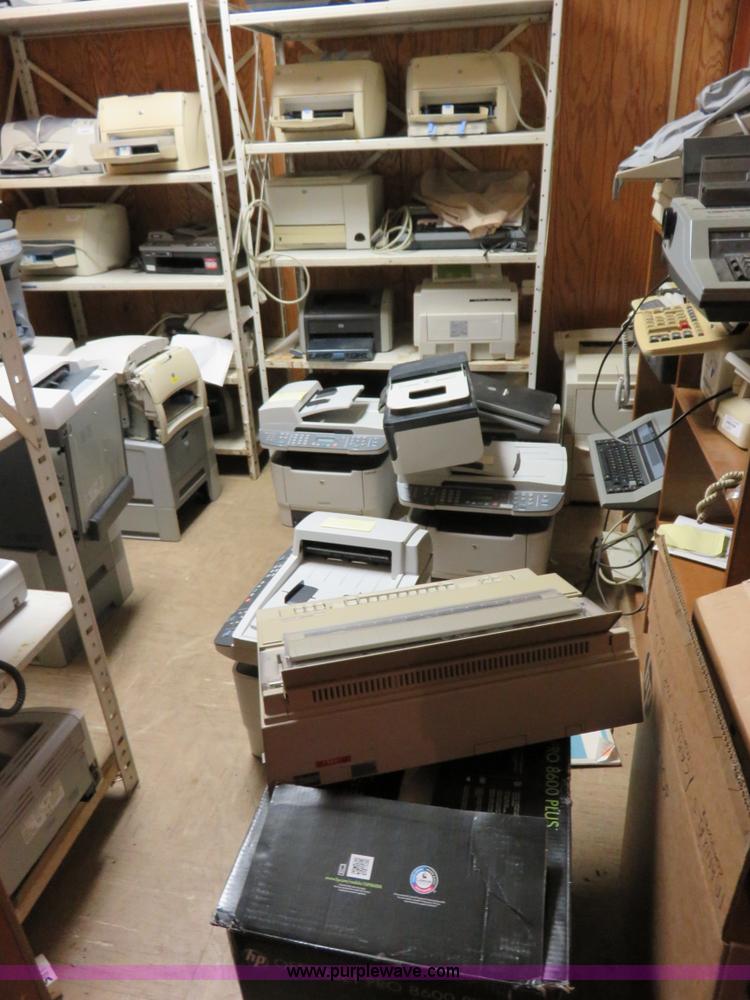 image for item BA9031 Assorted electronics