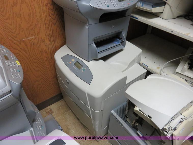 image for item BA9031 Assorted electronics