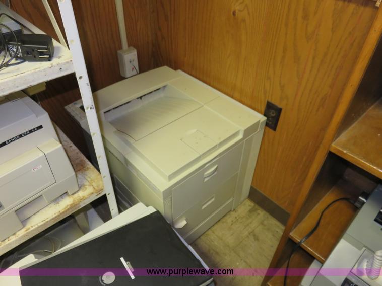 image for item BA9031 Assorted electronics