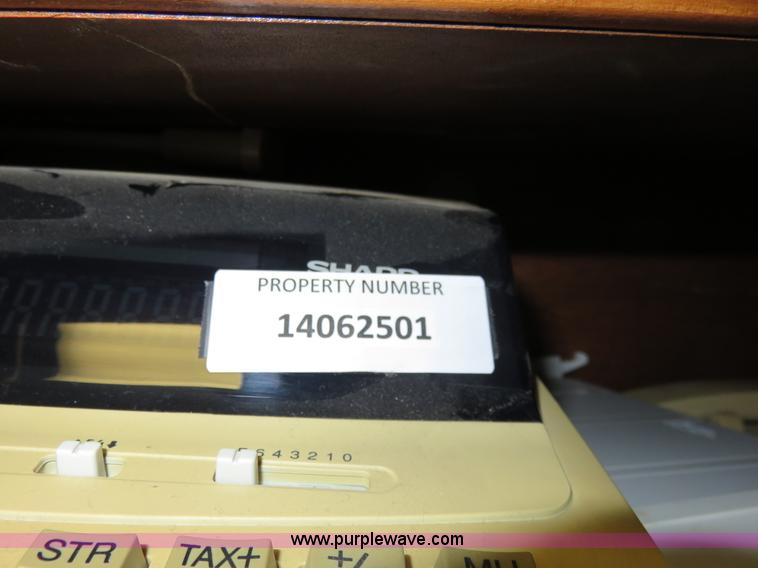 image for item BA9031 Assorted electronics