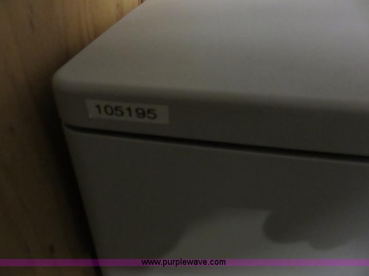 image for item BA9031 Assorted electronics