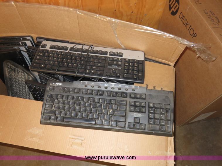 image for item BA9032 (71) computer keyboards