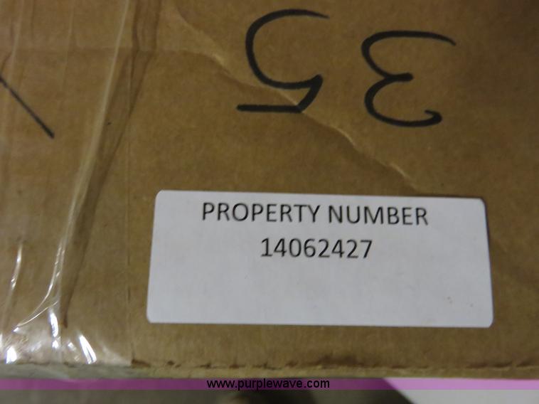 image for item BA9032 (71) computer keyboards