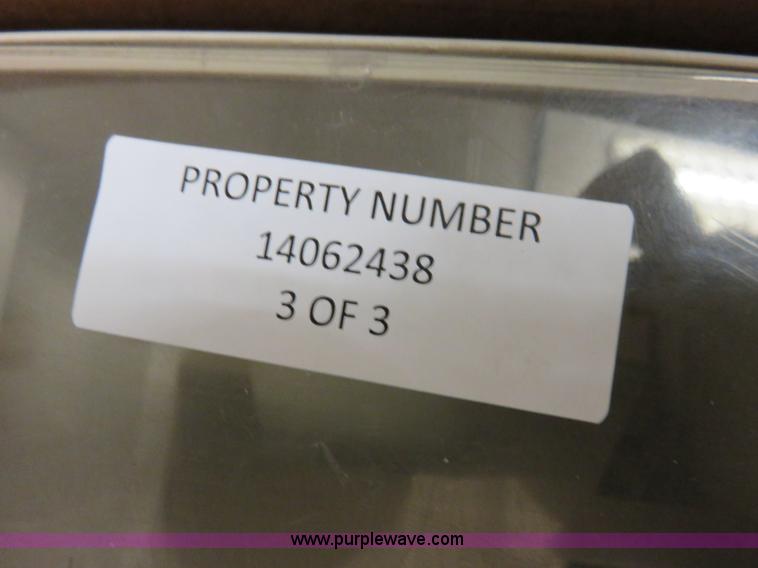 image for item BA9033 Assorted items