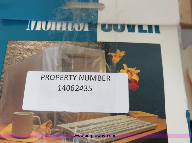 image for item BA9033 Assorted items