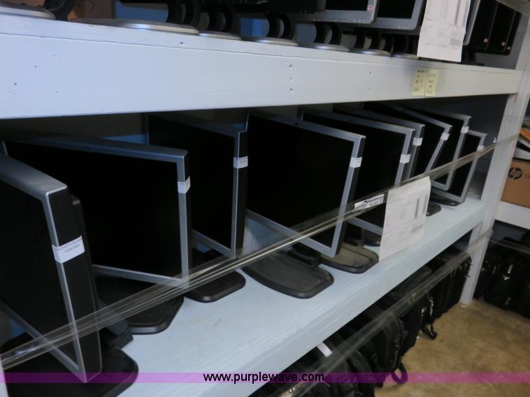 image for item BA9035 (9) HP L1940T 19" flat screen monitors