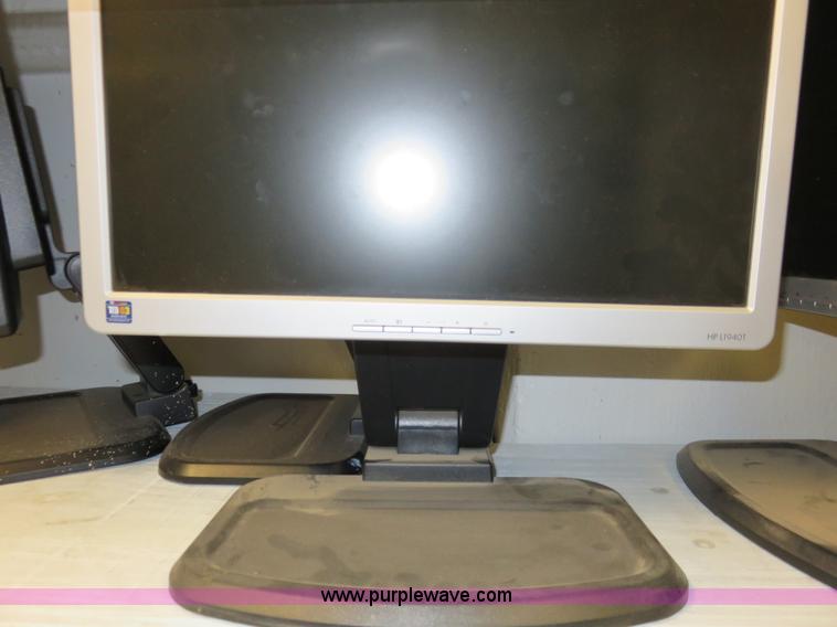 image for item BA9035 (9) HP L1940T 19" flat screen monitors