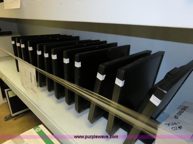 image for item BA9037 (12) HP LE2201W 22" flat screen monitors