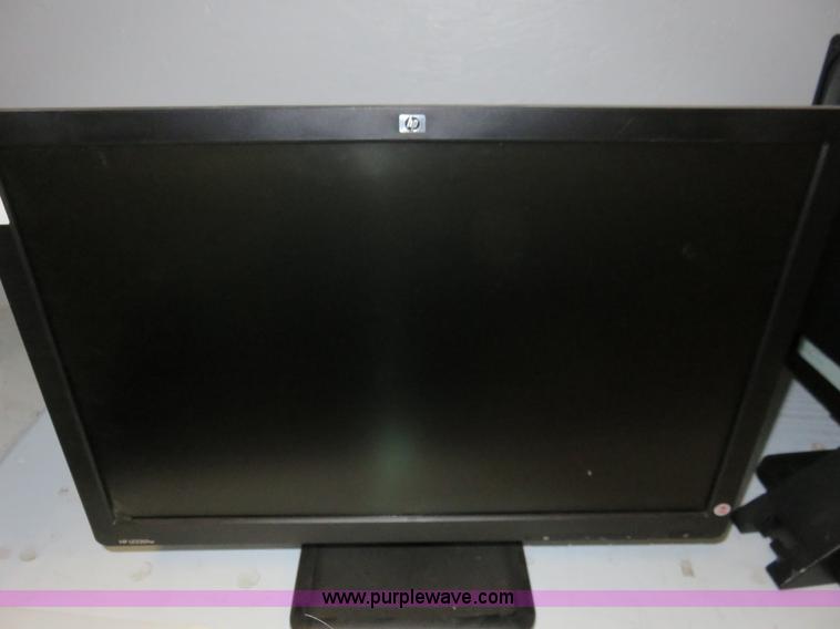 image for item BA9037 (12) HP LE2201W 22" flat screen monitors