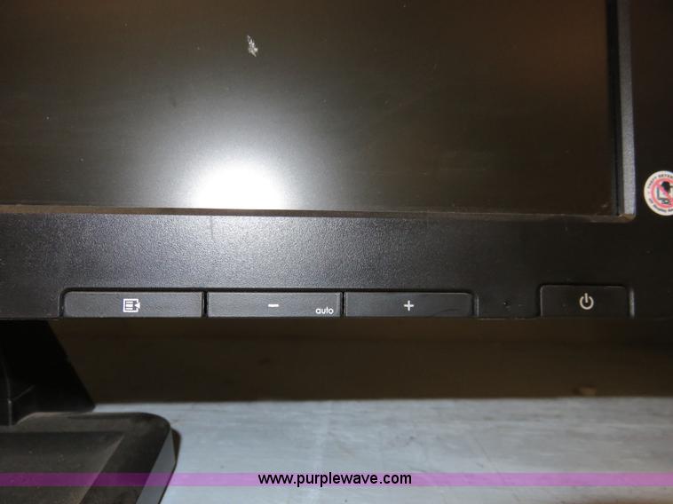 image for item BA9037 (12) HP LE2201W 22" flat screen monitors