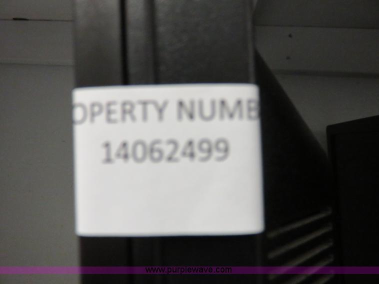 image for item BA9038 (13) HP LE2201W 22" flat screen monitors