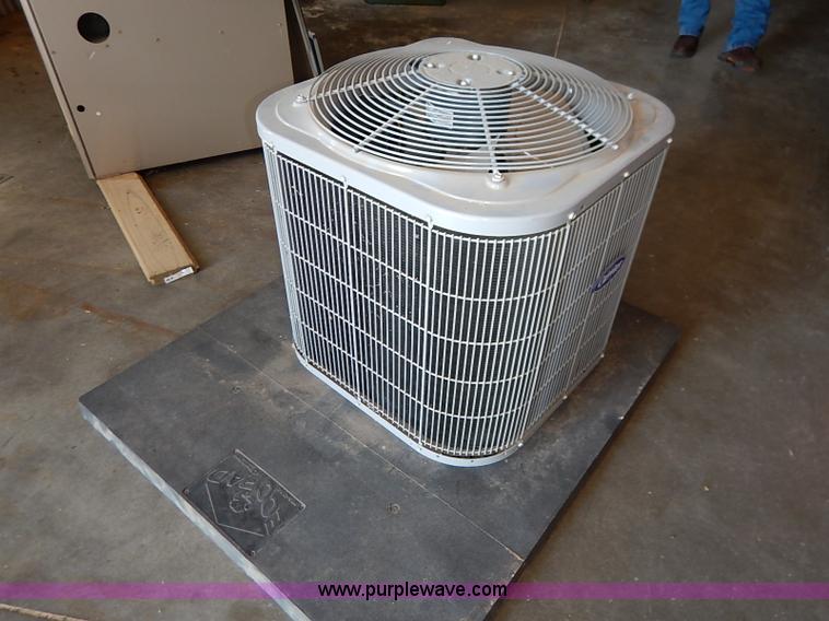 image for item BD9750 Carrier 58MCB060-L11112 furnace