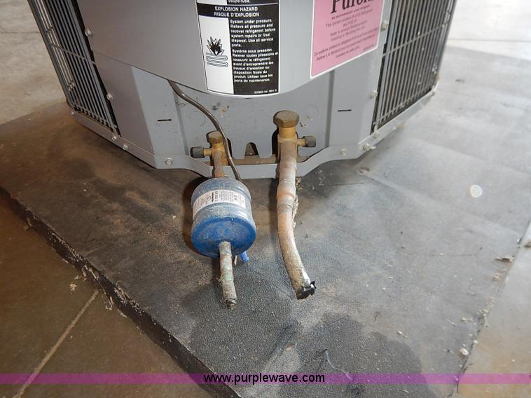 image for item BD9750 Carrier 58MCB060-L11112 furnace