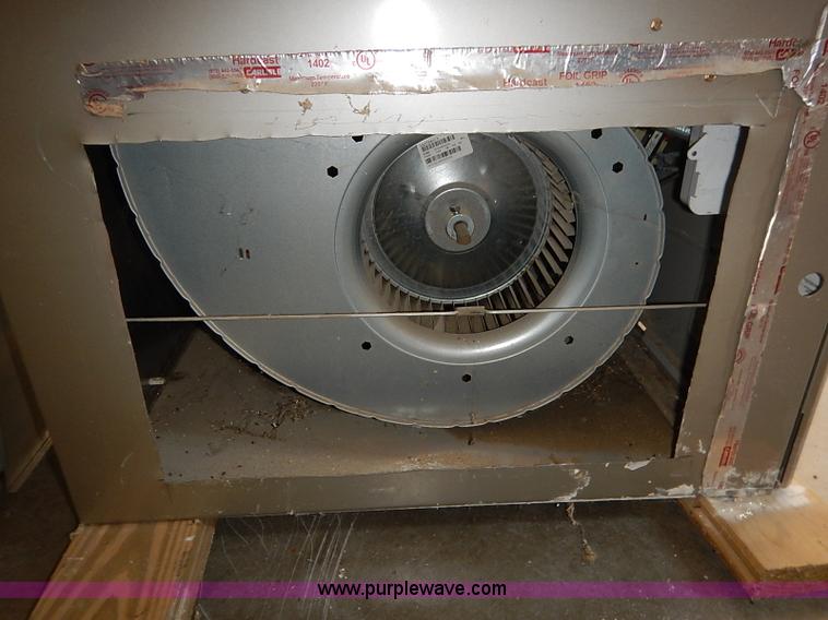 image for item BD9750 Carrier 58MCB060-L11112 furnace