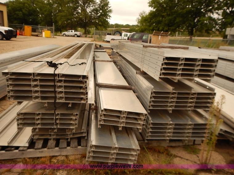 image for item BD9798 Assorted aluminum sign panels