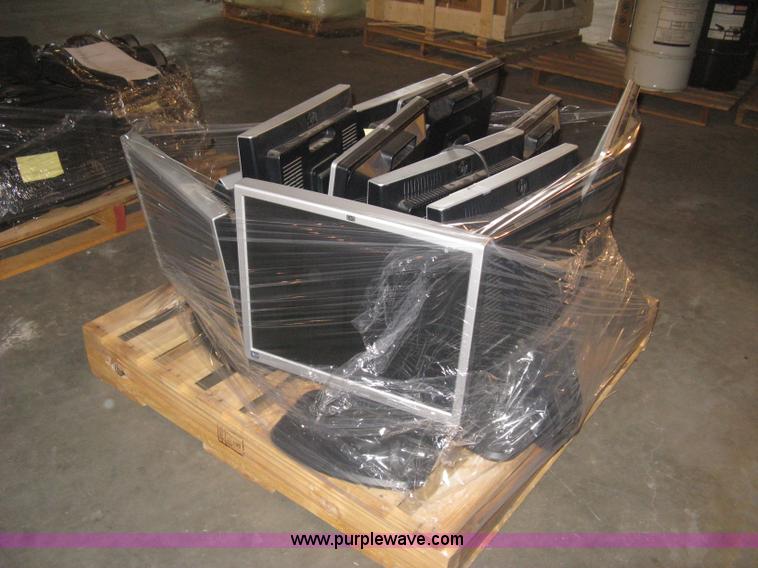 image for item BE9036 Assorted flat screen monitors