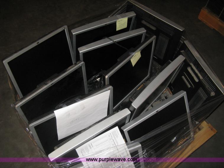 image for item BE9036 Assorted flat screen monitors