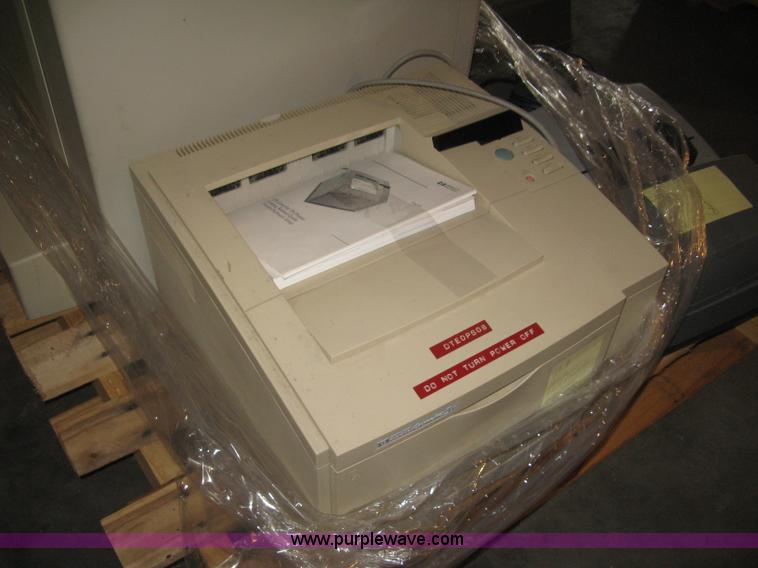 image for item BE9040 Assorted electronics