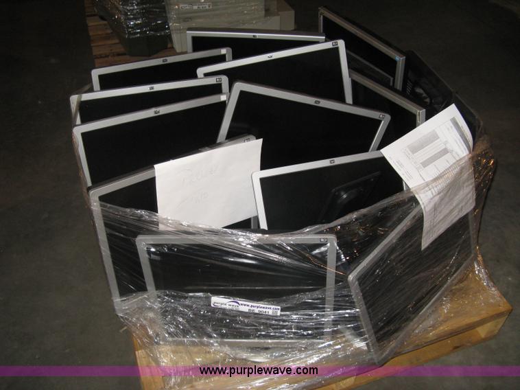image for item BE9041 Assorted flat screen monitors