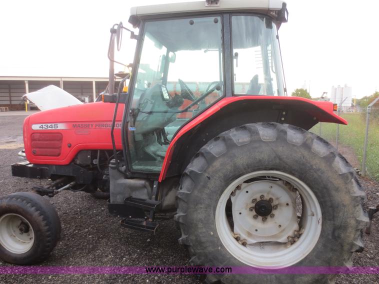 image for item D2162 2003 Massey Ferguson 4345 tractor