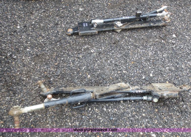 image for item D2162 2003 Massey Ferguson 4345 tractor